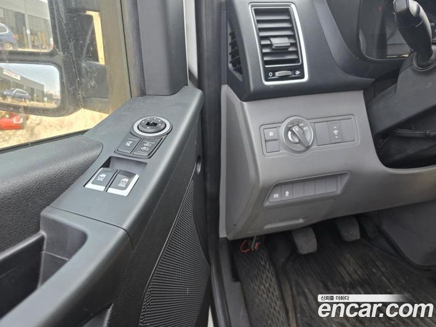 Hyundai Solati 2016