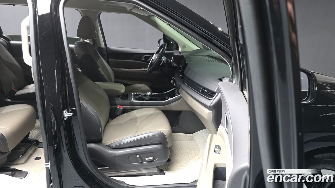 Kia Canival 2025