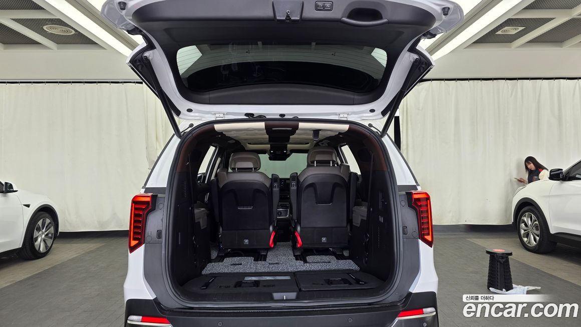 Kia Canival 2025