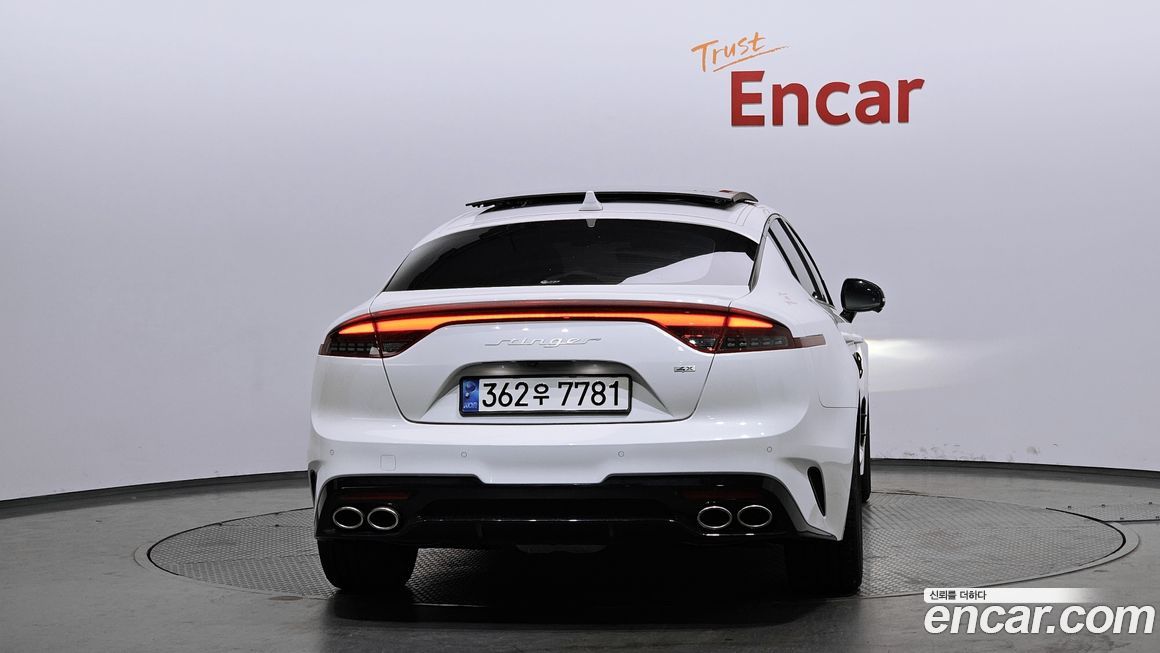 Kia Stinger 2023