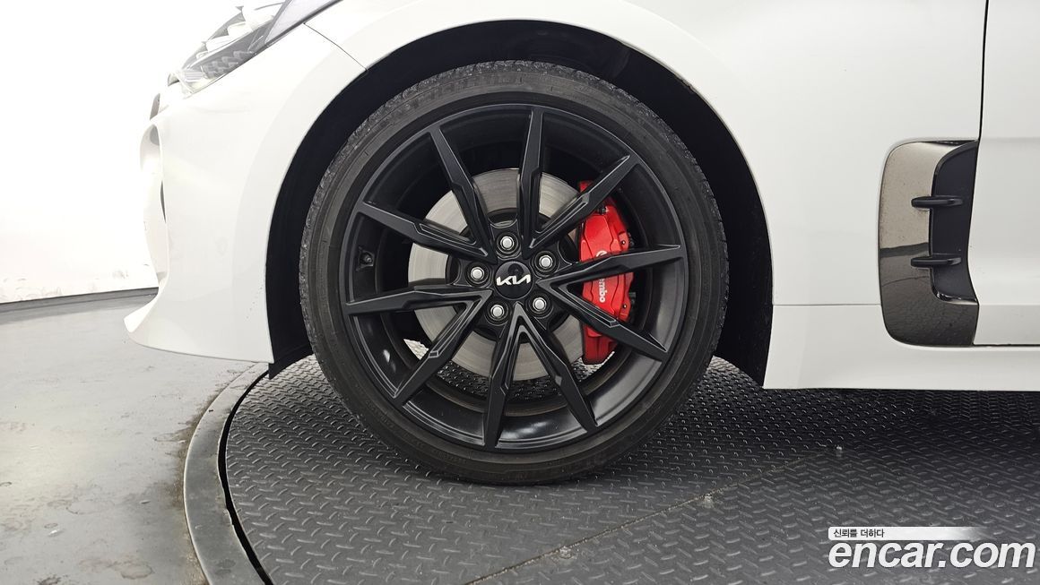 Kia Stinger 2023