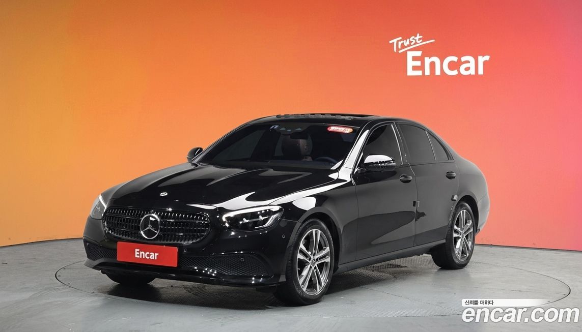 Mercedes-Benz E-Class 2023