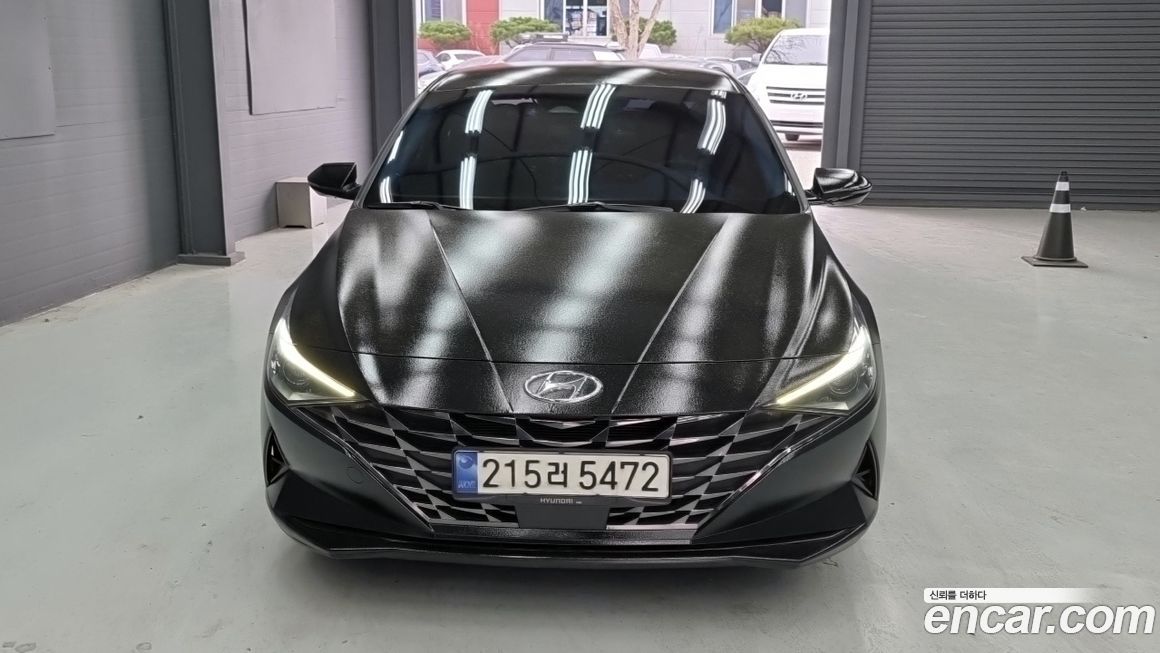 Hyundai AVANTE 2021