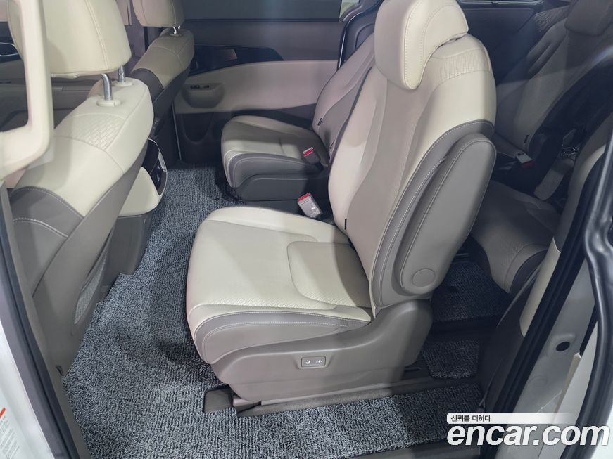 Kia Canival 2024