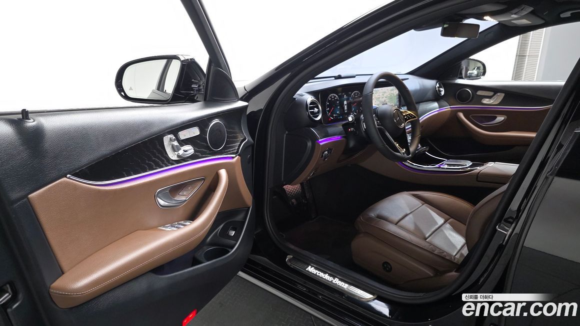 Mercedes-Benz E-Class 2023