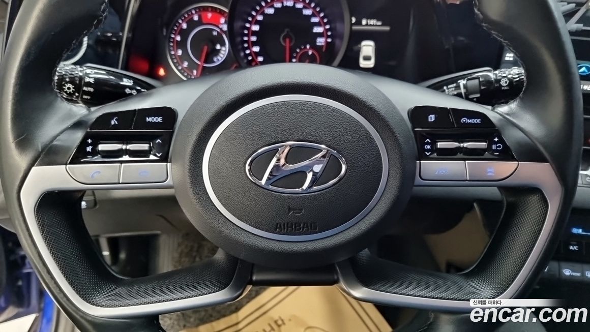 Hyundai AVANTE 2021