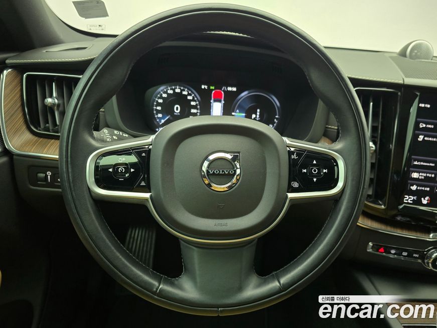 Volvo XC60 2021