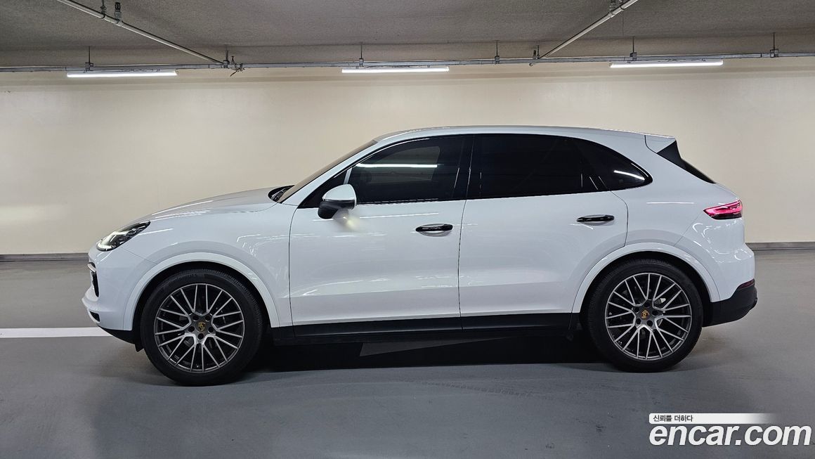 Porsche Cayenne 2023