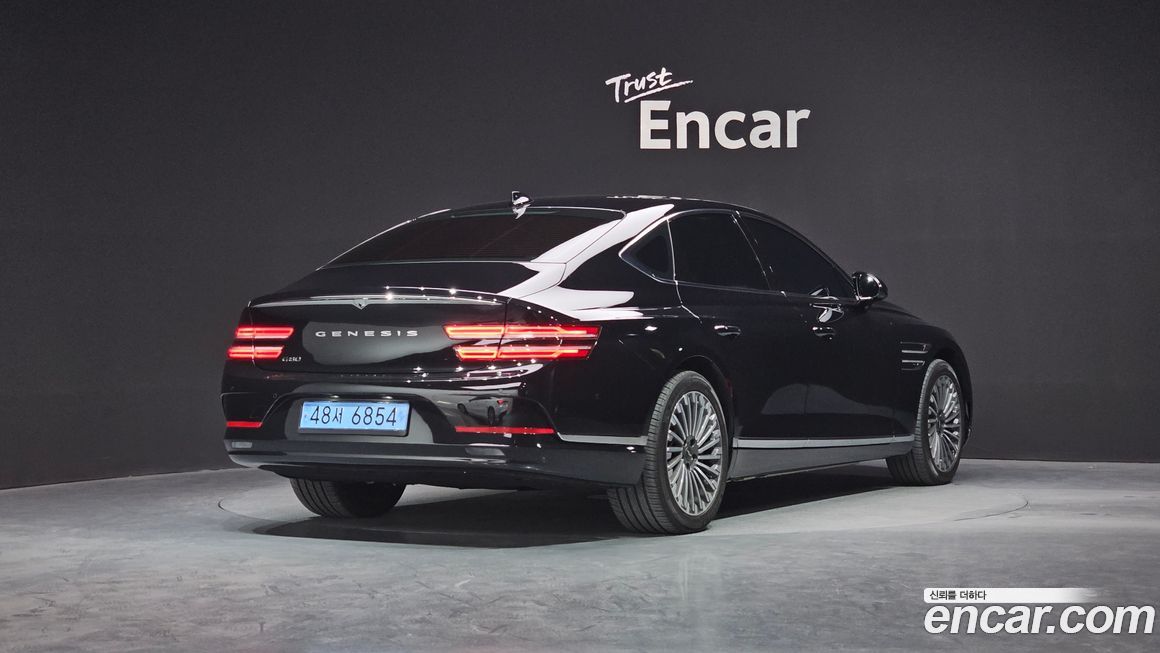 Genesis G80 2022