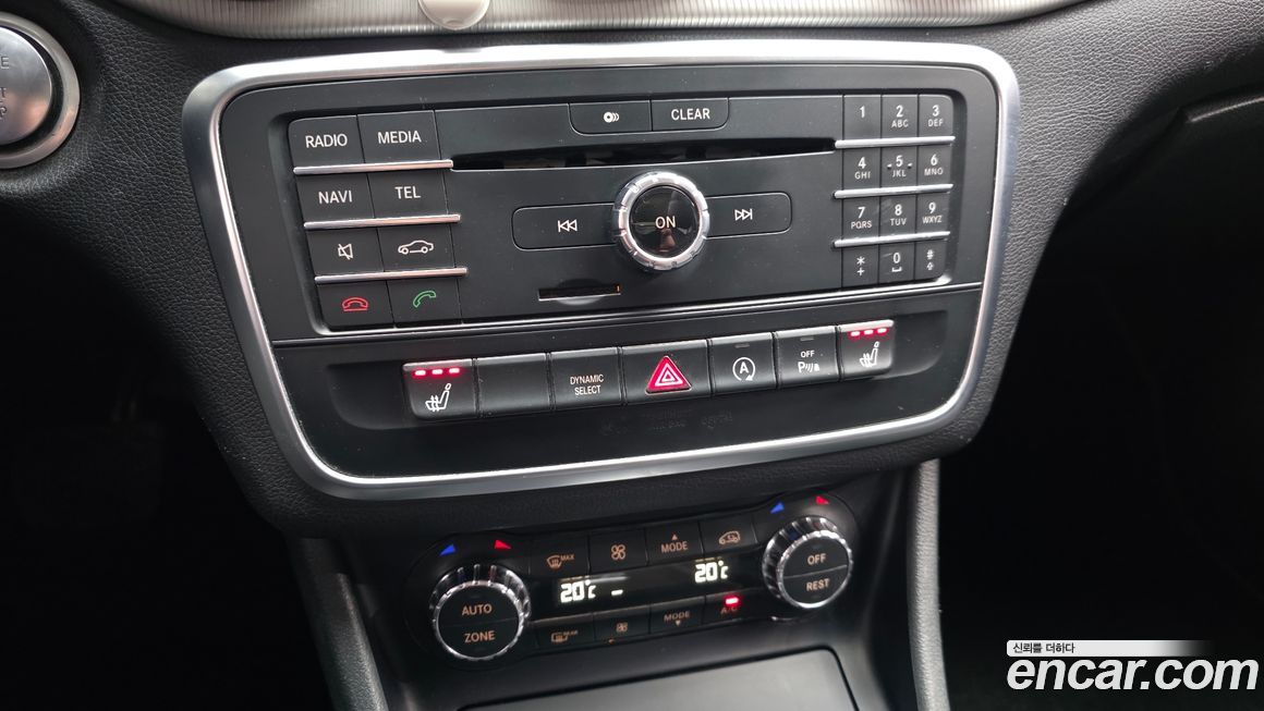 Mercedes-Benz GLA-Class 2016