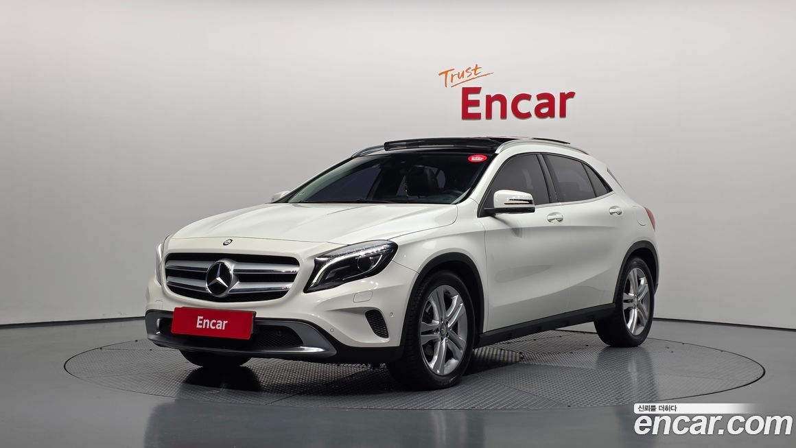 Mercedes-Benz GLA-Class 2016