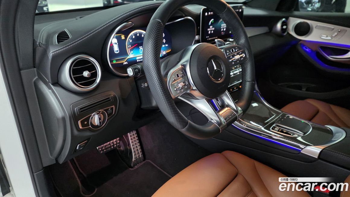 Mercedes-Benz GLC-Class 2023