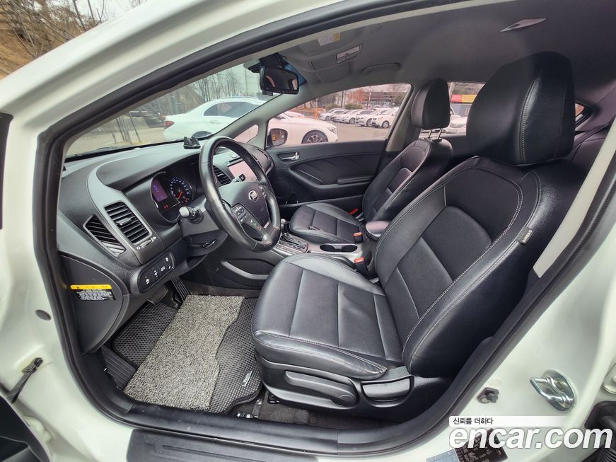 Kia K3 2015