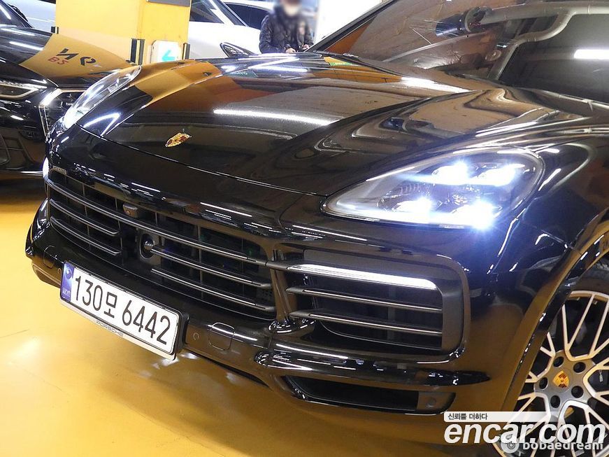 Porsche Cayenne 2023
