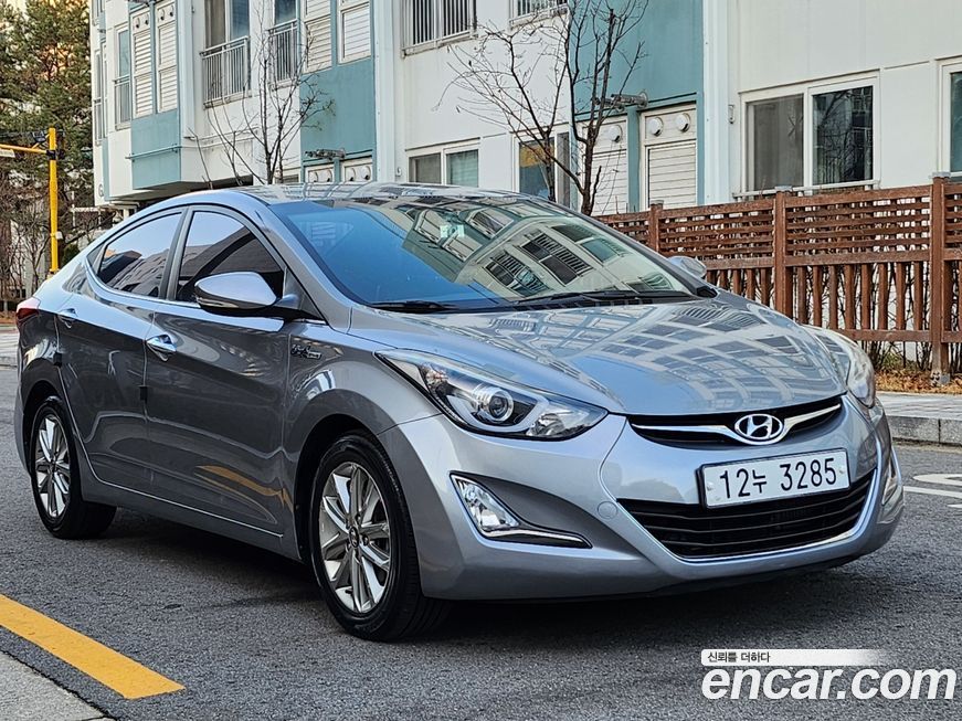 Hyundai AVANTE 2015