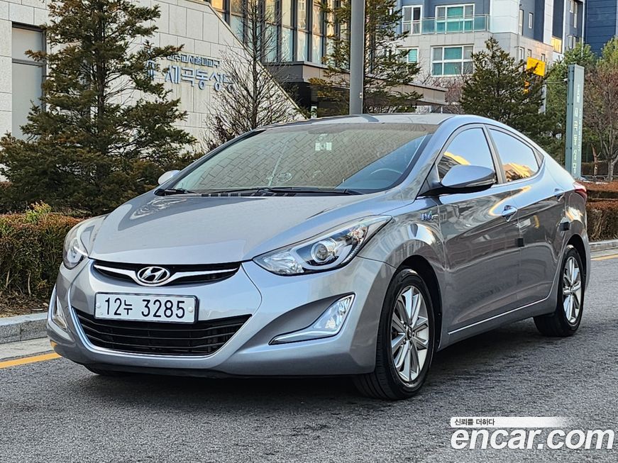 Hyundai AVANTE 2015
