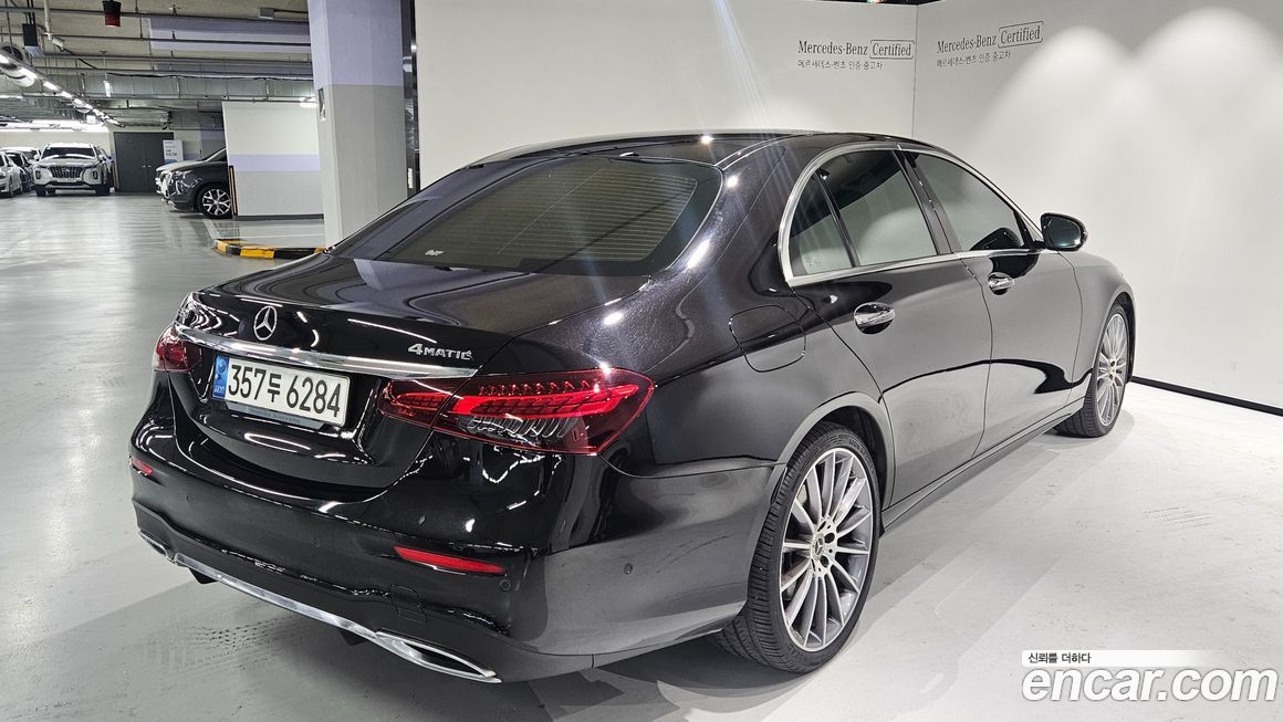 Mercedes-Benz E-Class 2021