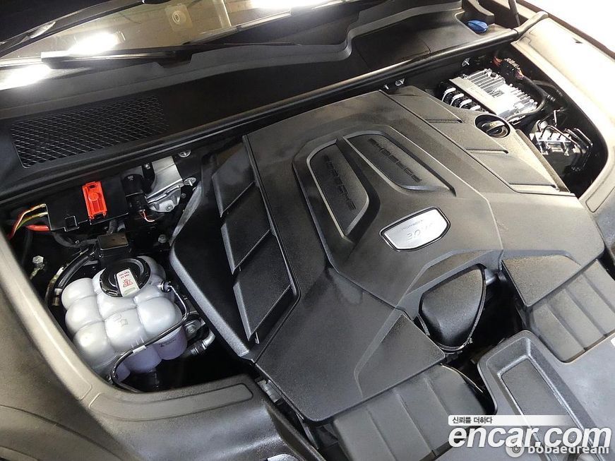 Porsche Cayenne 2023