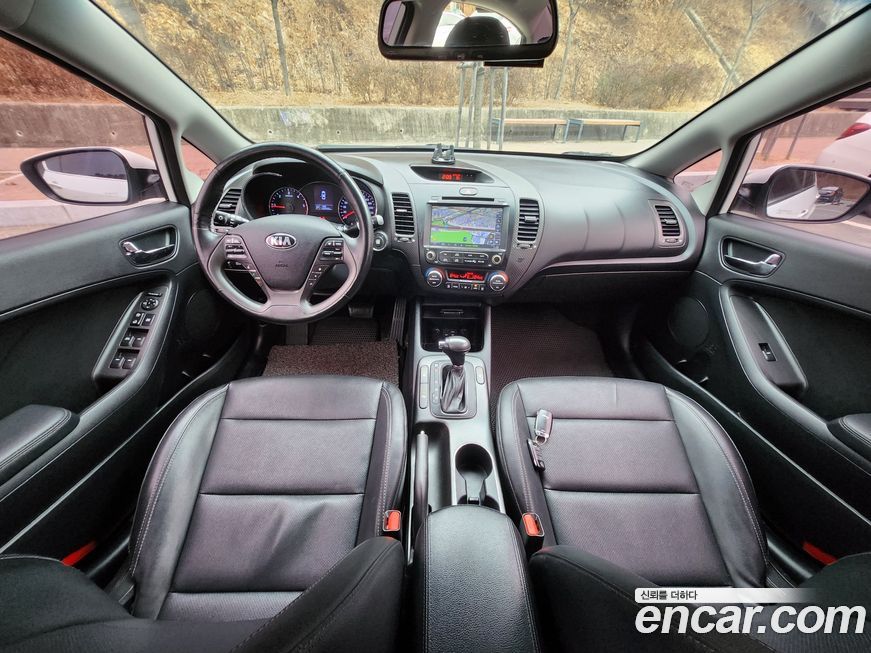 Kia K3 2015