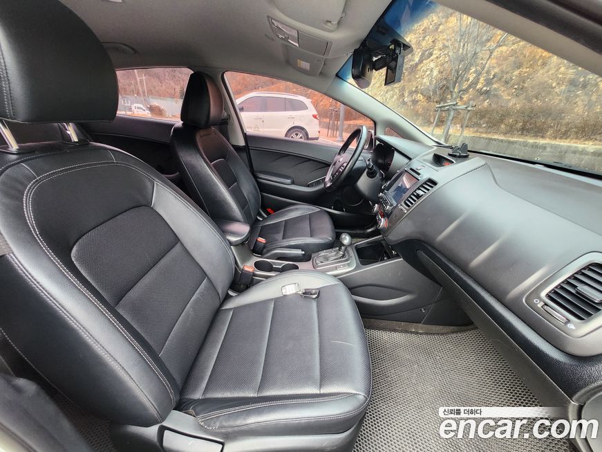 Kia K3 2015