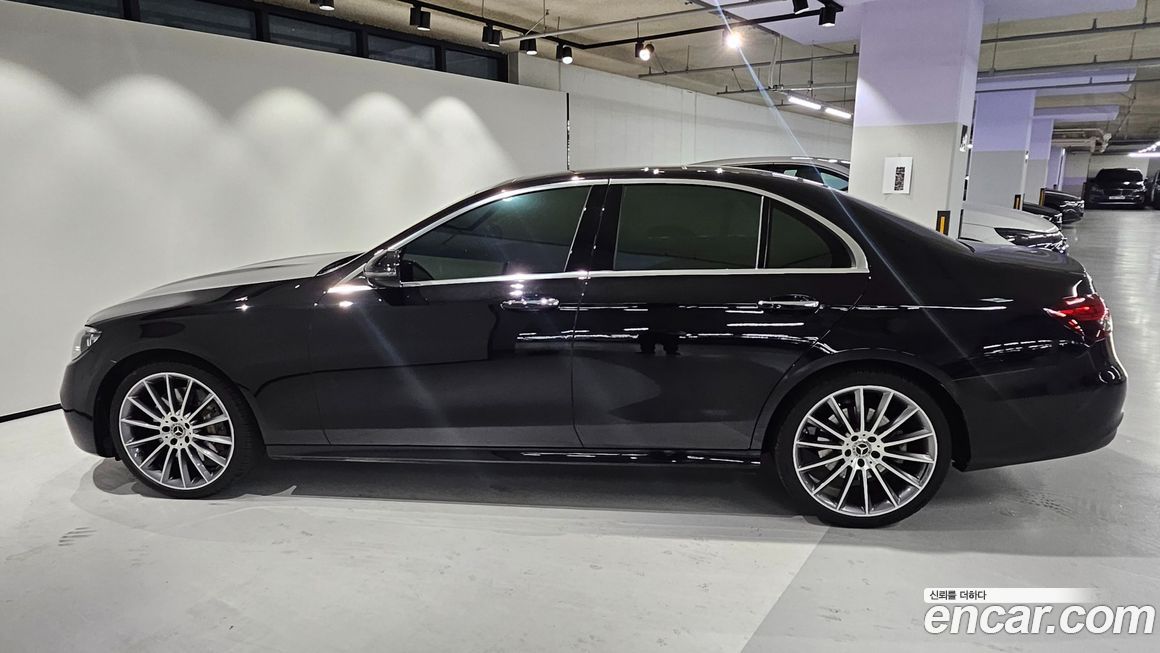 Mercedes-Benz E-Class 2021