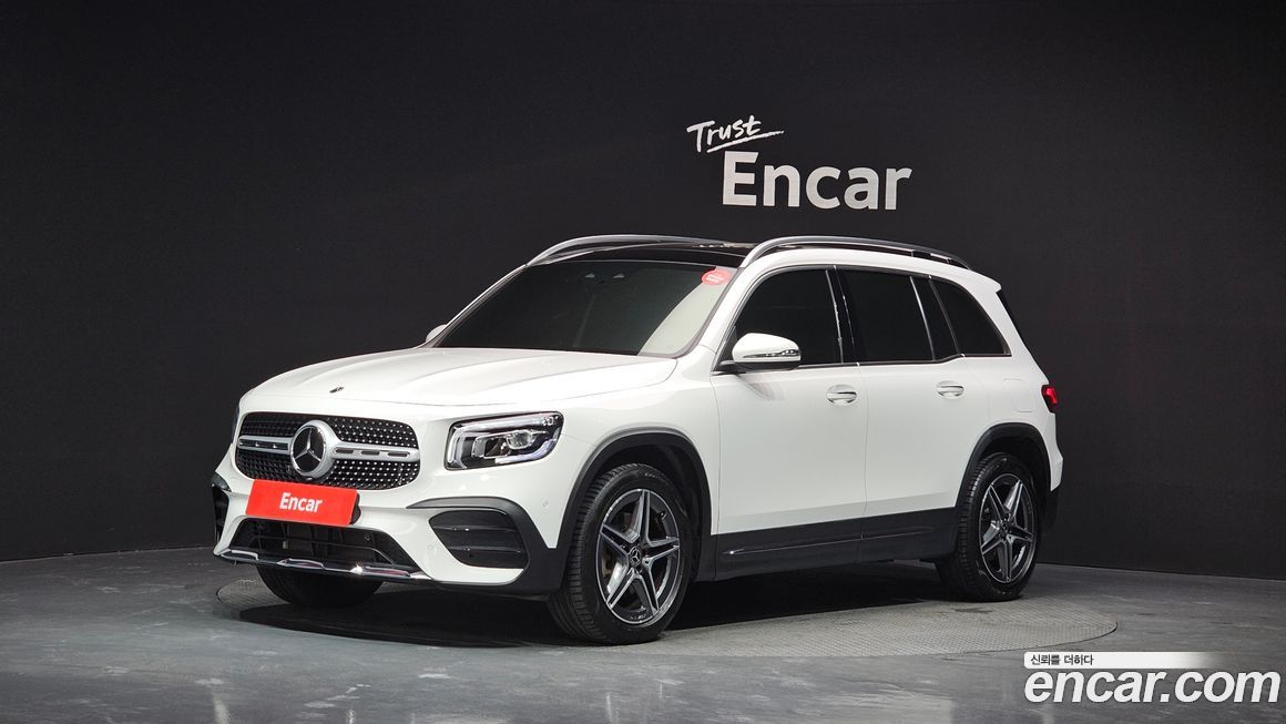 Mercedes-Benz GLB-Class 2023