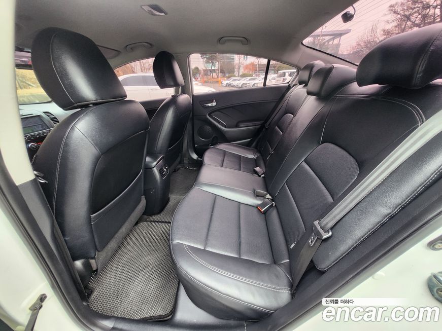 Kia K3 2015