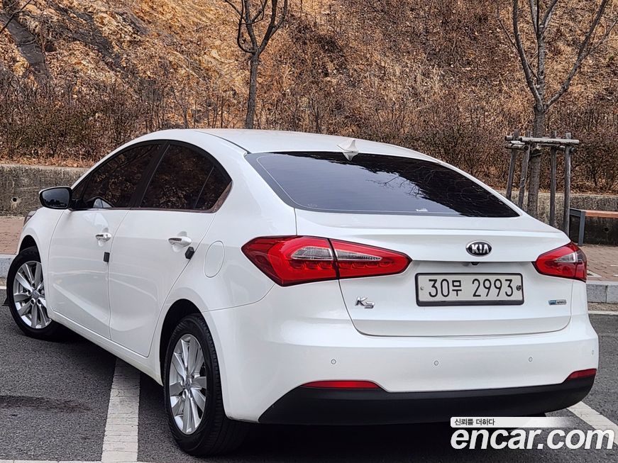 Kia K3 2015