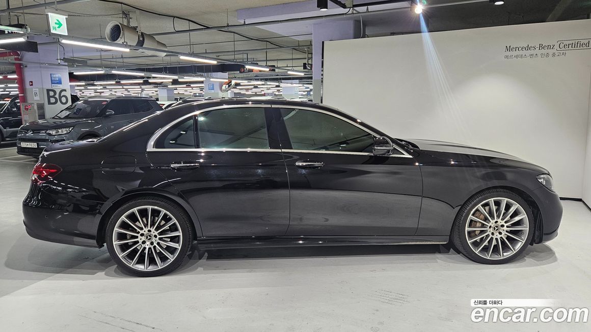 Mercedes-Benz E-Class 2021