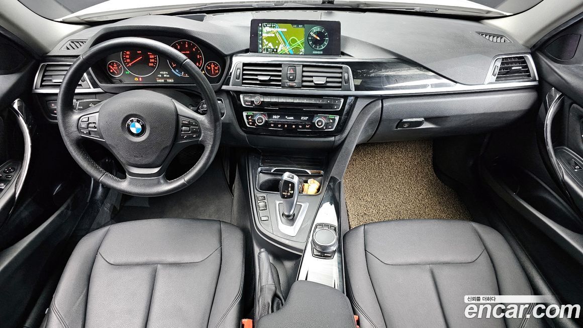 BMW 3-Series 2018