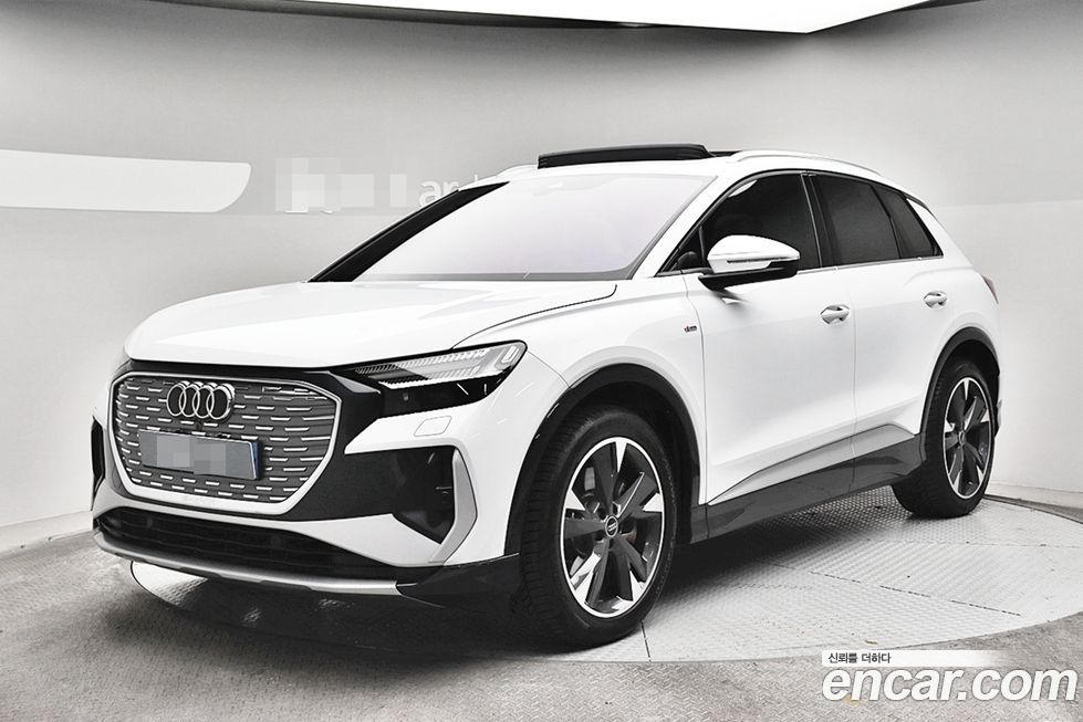 Audi Q4 e-tron 2023