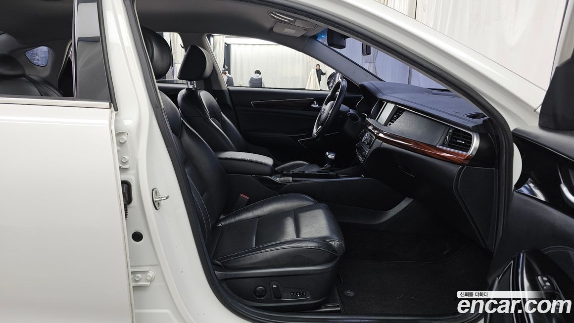 Kia K7 2016