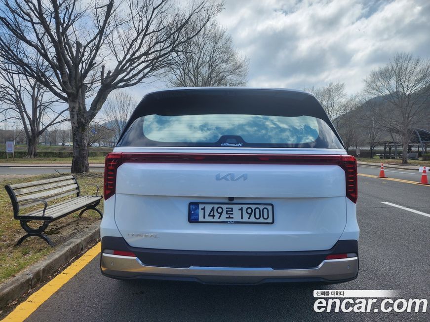 Kia Canival 2024