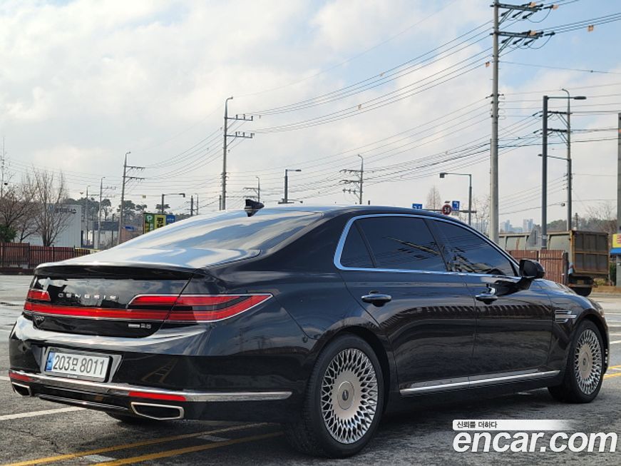 Genesis G90 2020