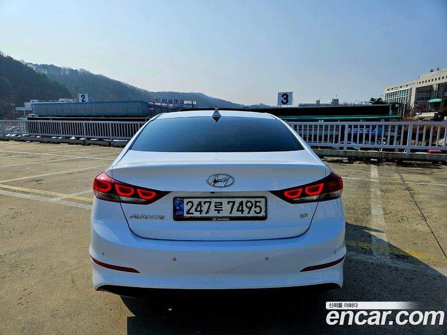 Hyundai AVANTE 2018