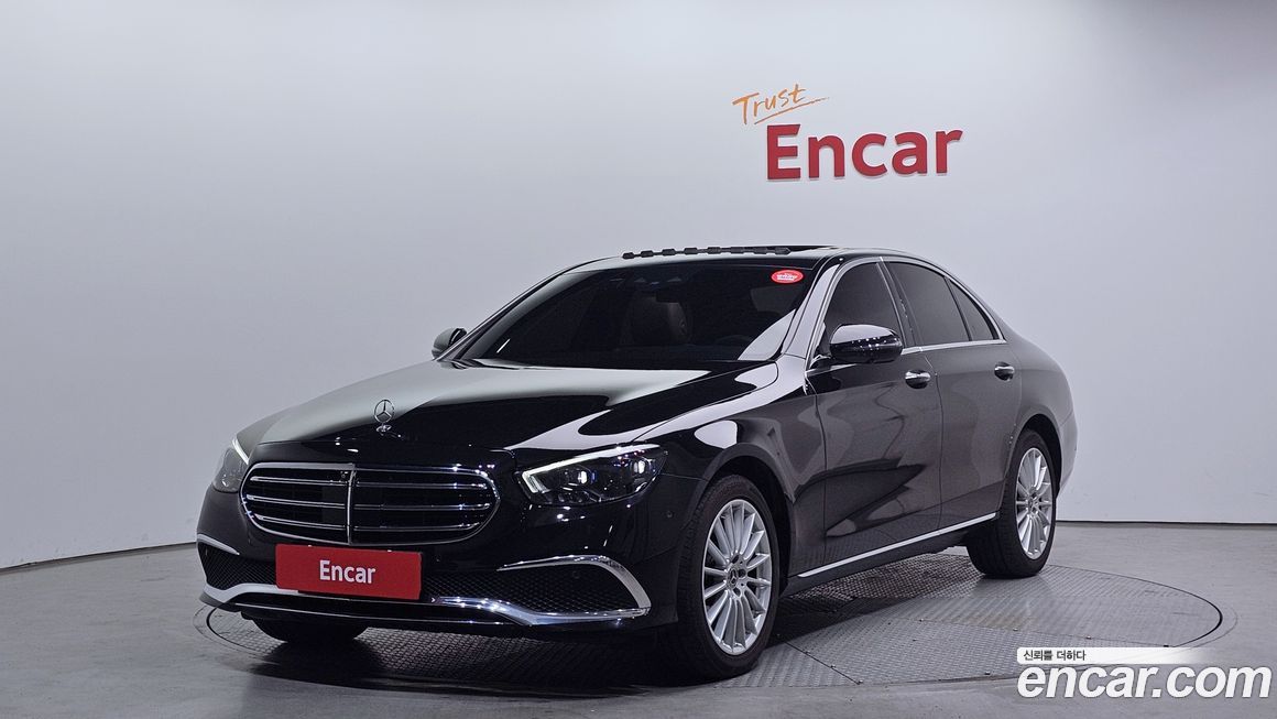 Mercedes-Benz E-Class 2023