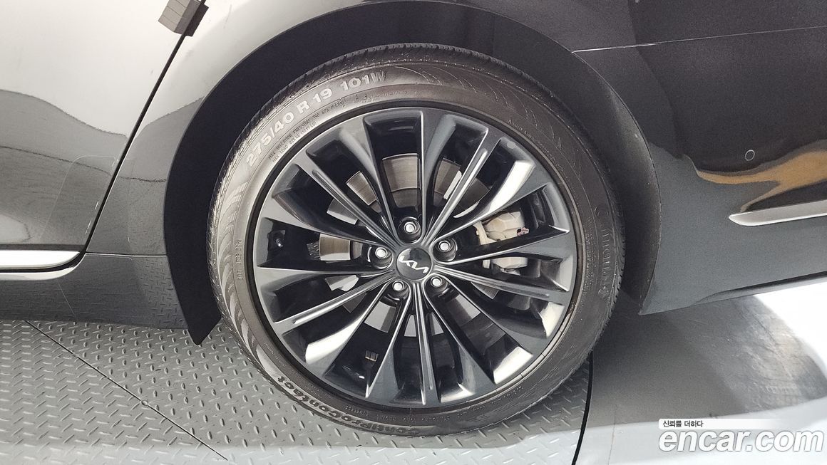 Kia K9 2025