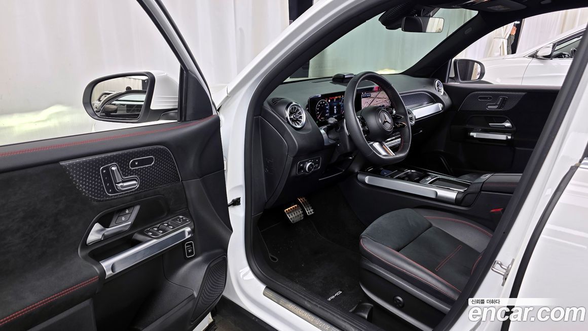 Mercedes-Benz GLB-Class 2024