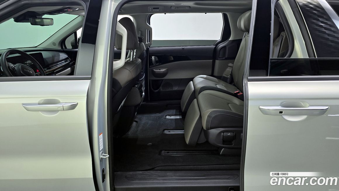 Kia Canival 2024