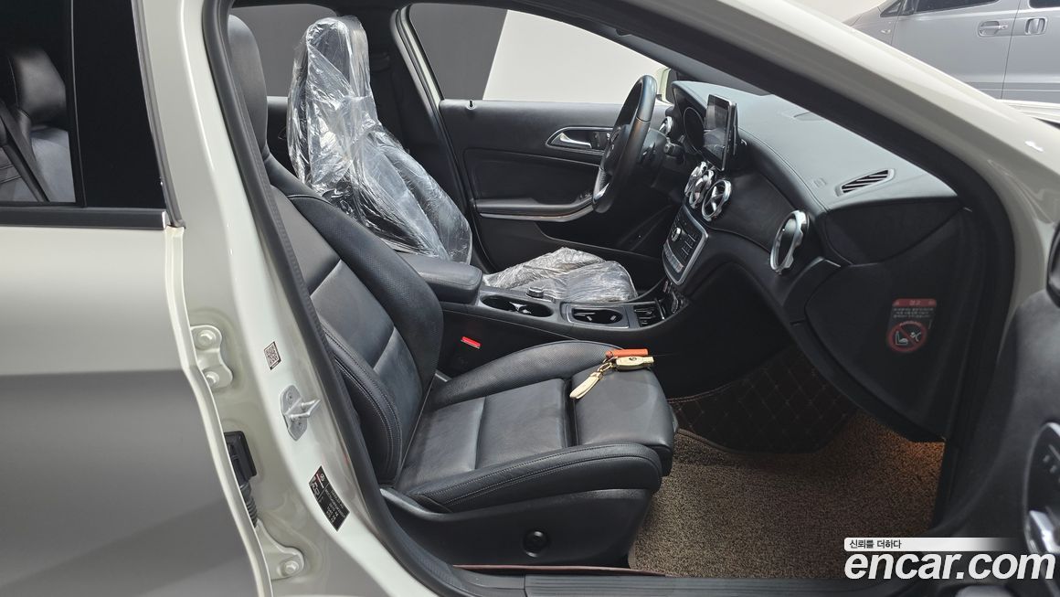 Mercedes-Benz GLA-Class 2018