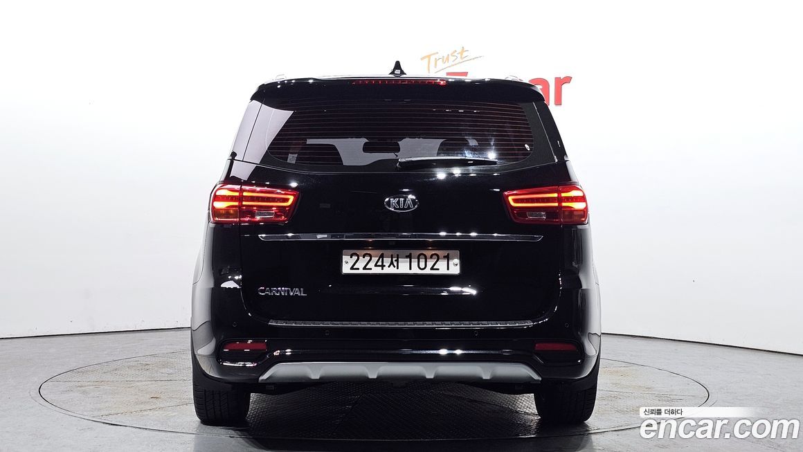 Kia Canival 2019