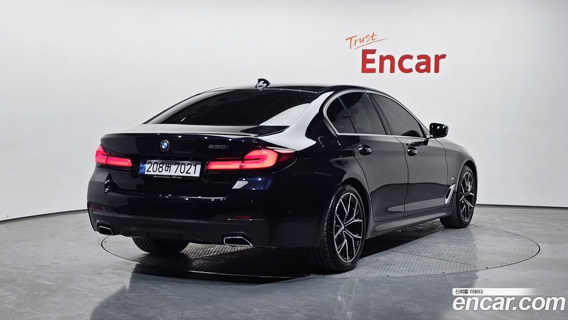 BMW 5-Series 2022