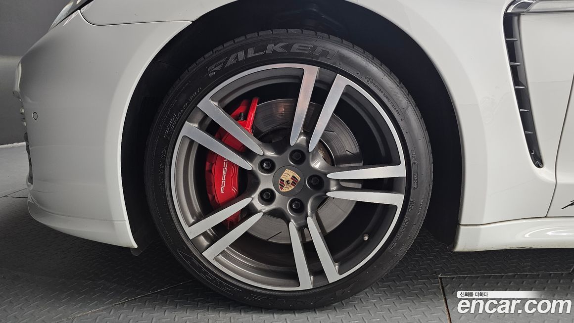 Porsche Panamera 2014