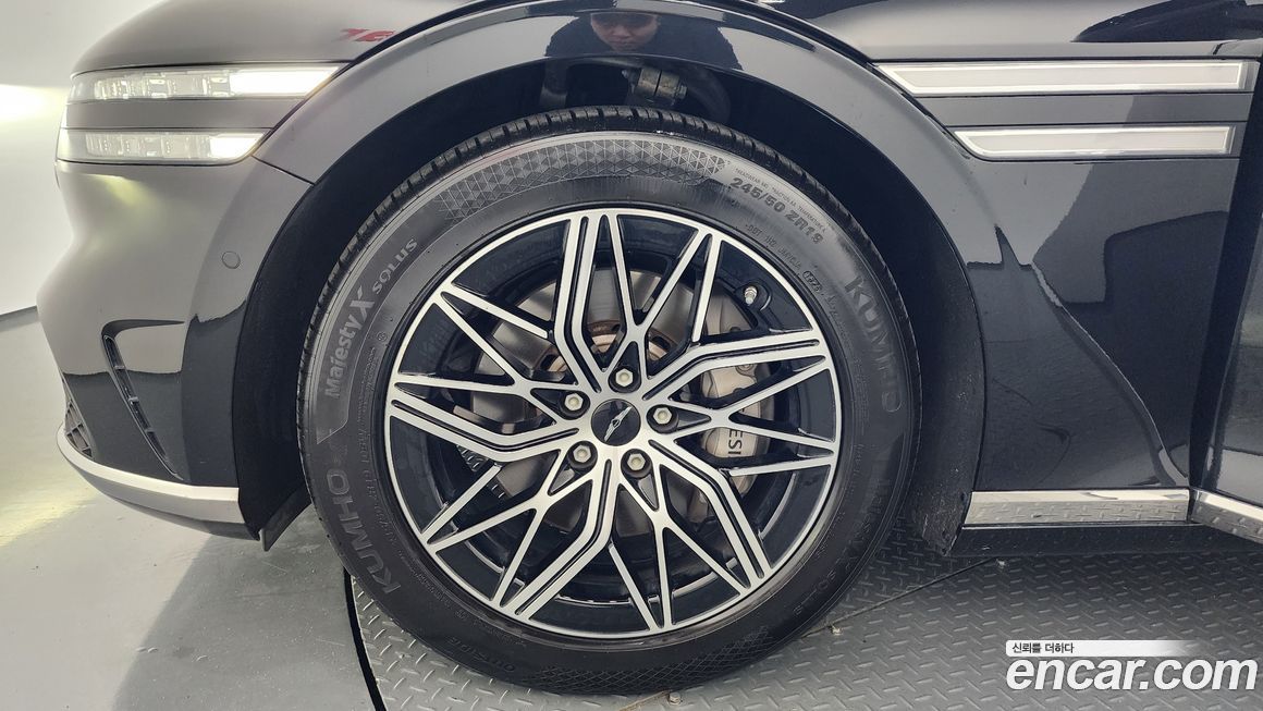 Genesis G90 2023