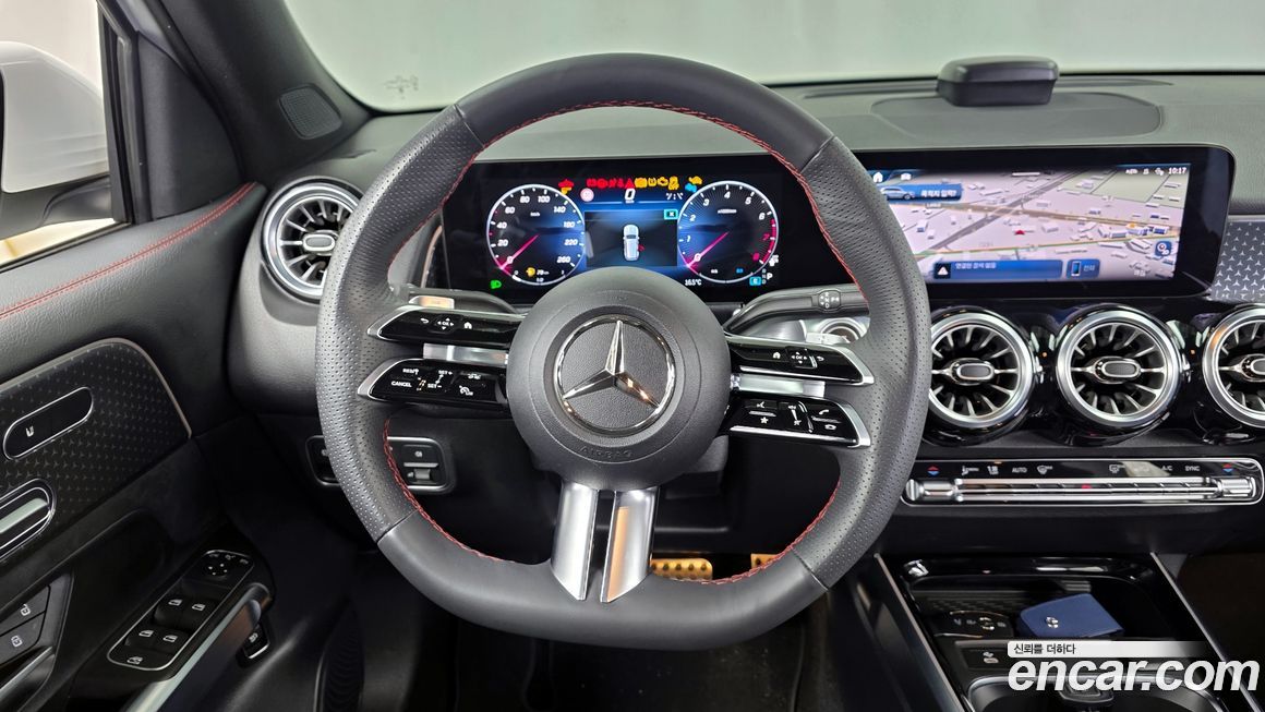 Mercedes-Benz GLB-Class 2024