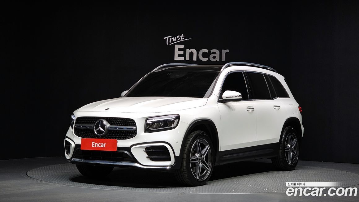Mercedes-Benz GLB-Class 2024