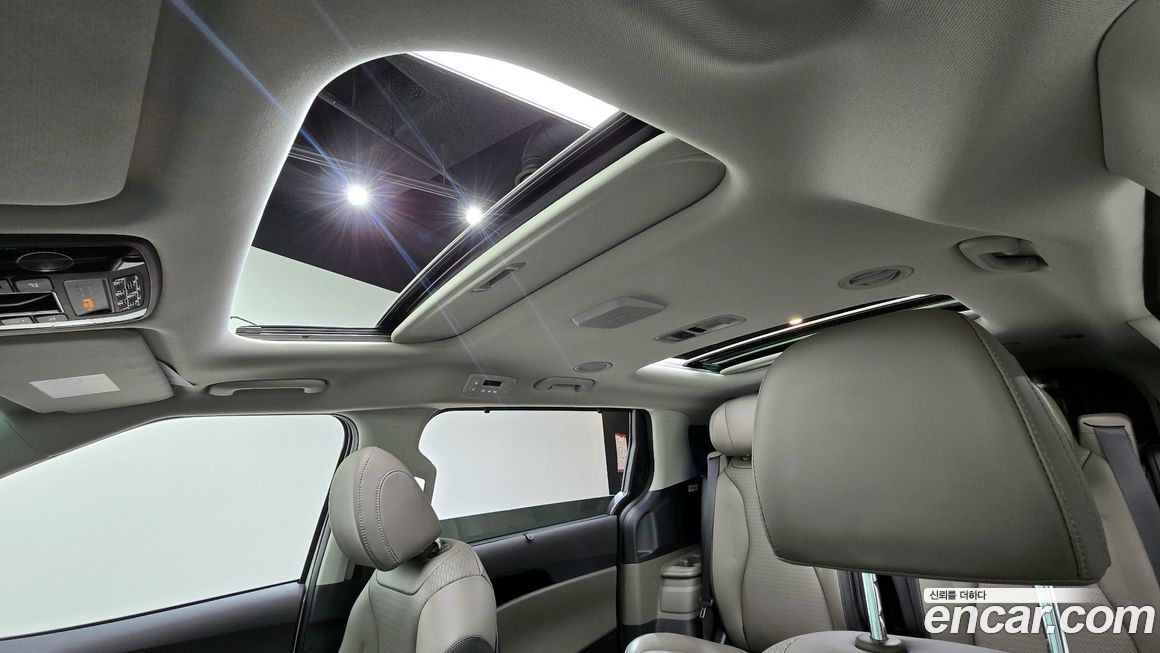 Kia Canival 2024