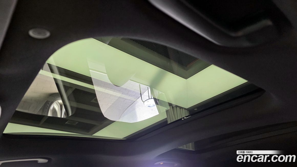 Mercedes-Benz GLB-Class 2024