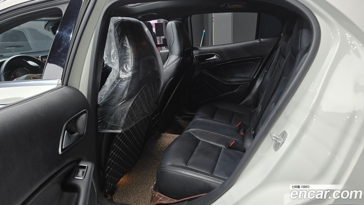 Mercedes-Benz GLA-Class 2018