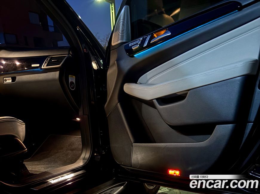 Mercedes-Benz M-class 2012